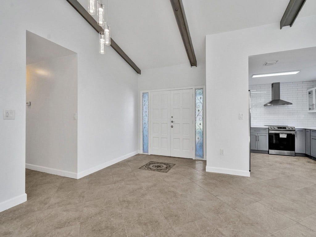 212 NE 2nd Court, Dania Beach, FL 33004 212 NE 2nd Court, Dania Beach, FL 33004