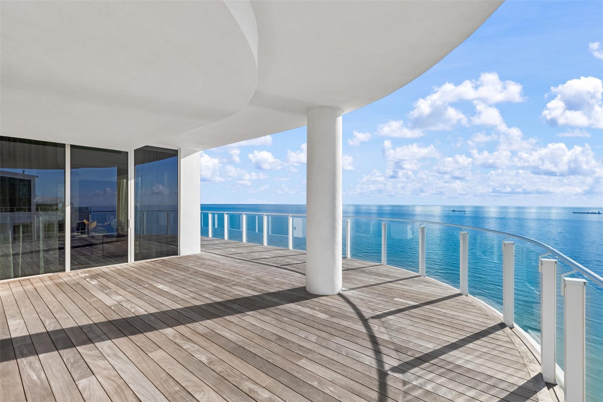 525 N Fort Lauderdale Beach Boulevard, #2201, Fort Lauderdale, FL 33304 Photo 9