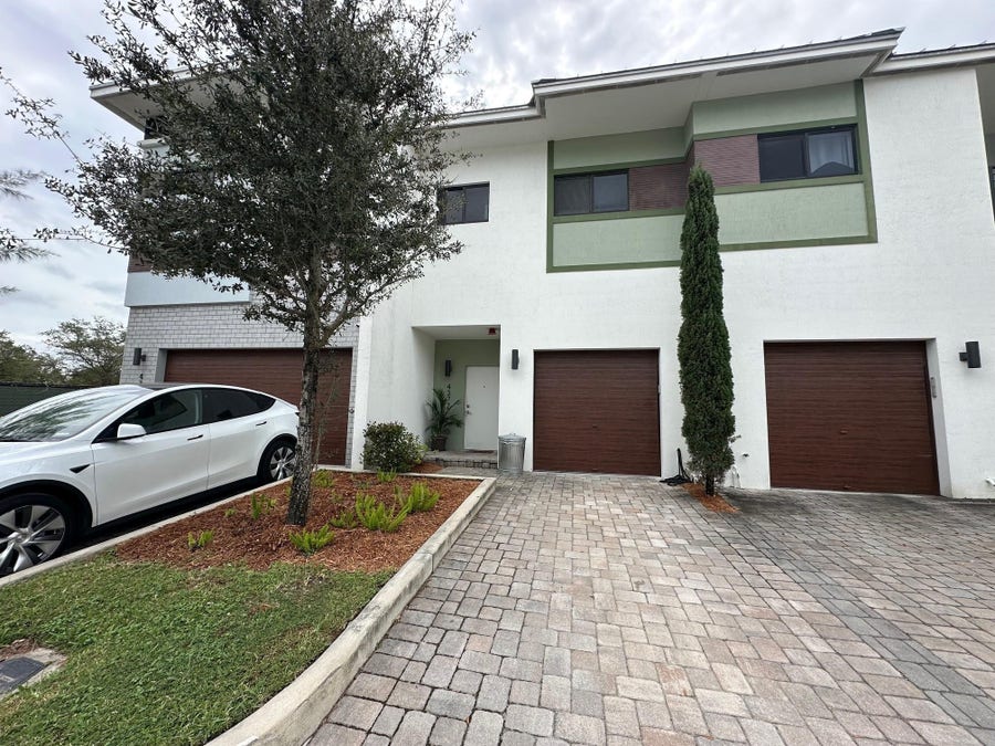 Property photo for 4372 9 Street, Plantation, FL