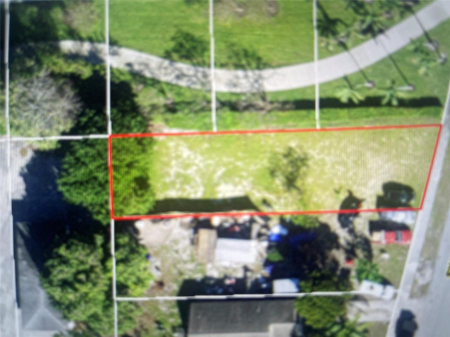Property photo for 224 SW 10th Street, Deerfield Beach, FL