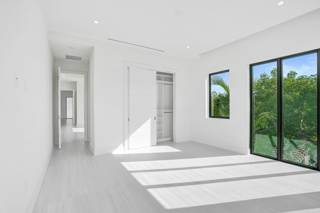 Third Bedroom (Second Floor)  Spacious bedroom with a private en-suite bathroom.
