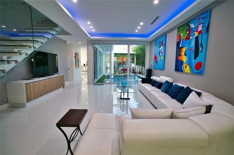 3325 NE 18th, Fort Lauderdale, FL 33305