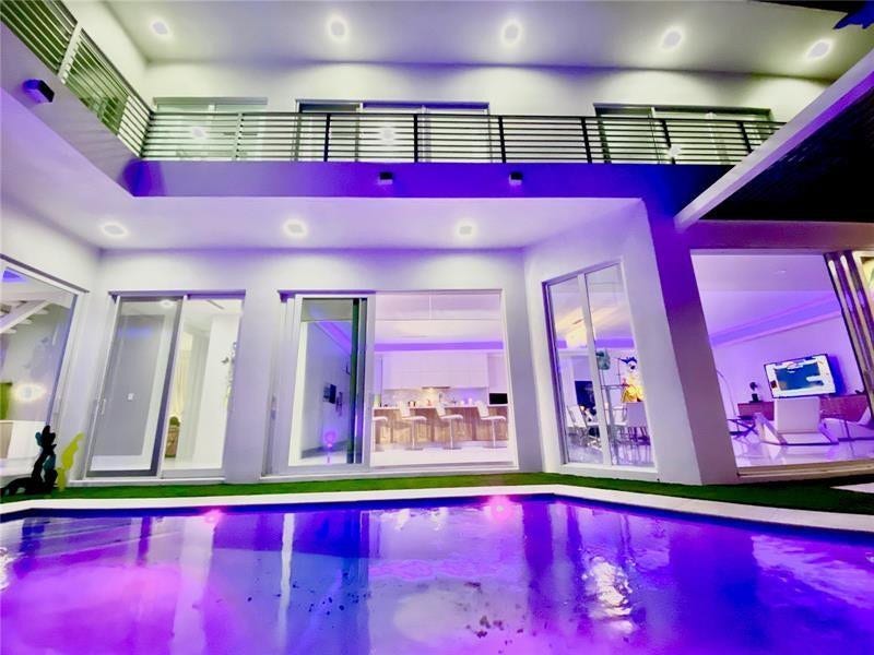 3325 NE 18th, Fort Lauderdale, FL 33305