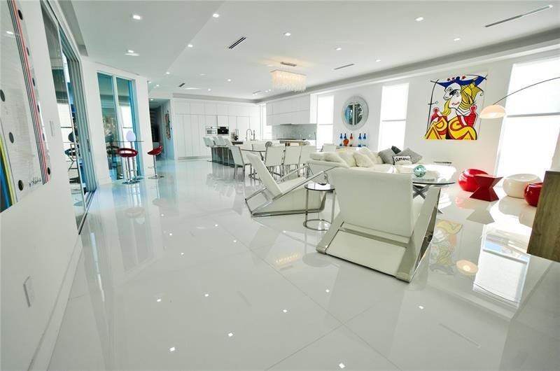 3325 NE 18th, Fort Lauderdale, FL 33305