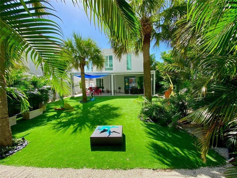 3325 NE 18th, Fort Lauderdale, FL 33305