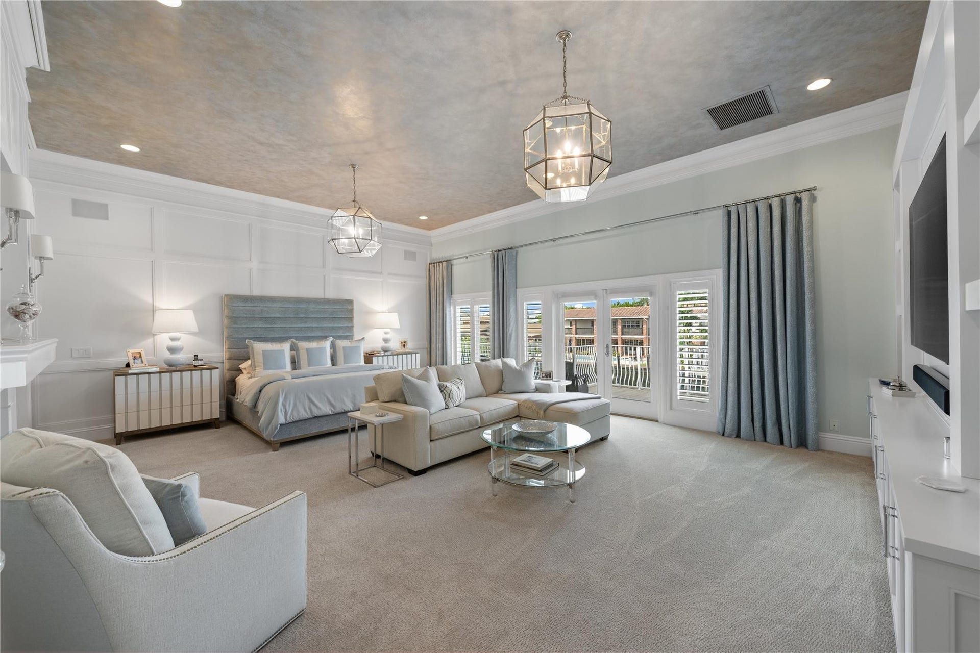 3061 NE 44th Street, Fort Lauderdale, FL 33308 3061 NE 44th Street, Fort Lauderdale, FL 33308