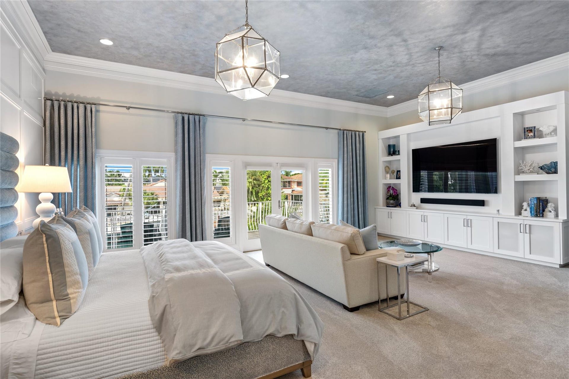 3061 NE 44th Street, Fort Lauderdale, FL 33308 3061 NE 44th Street, Fort Lauderdale, FL 33308