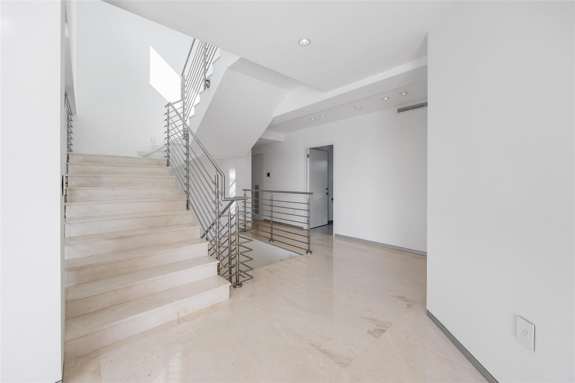 Upper Lever Stairs