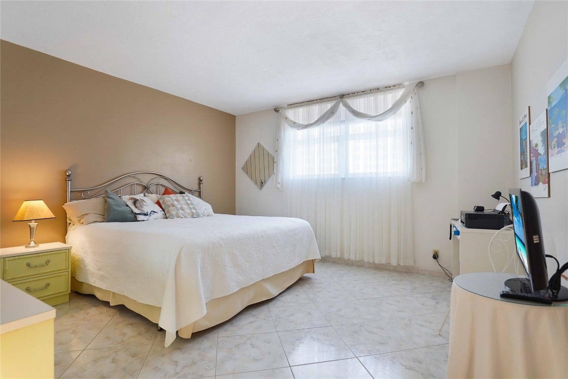 4250 Galt Ocean Drive, #14T, Fort Lauderdale, FL 33308 4250 Galt Ocean Drive, #14T, Fort Lauderdale, FL 33308