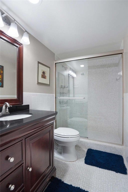 4250 Galt Ocean Drive, #8B, Fort Lauderdale, FL 33308