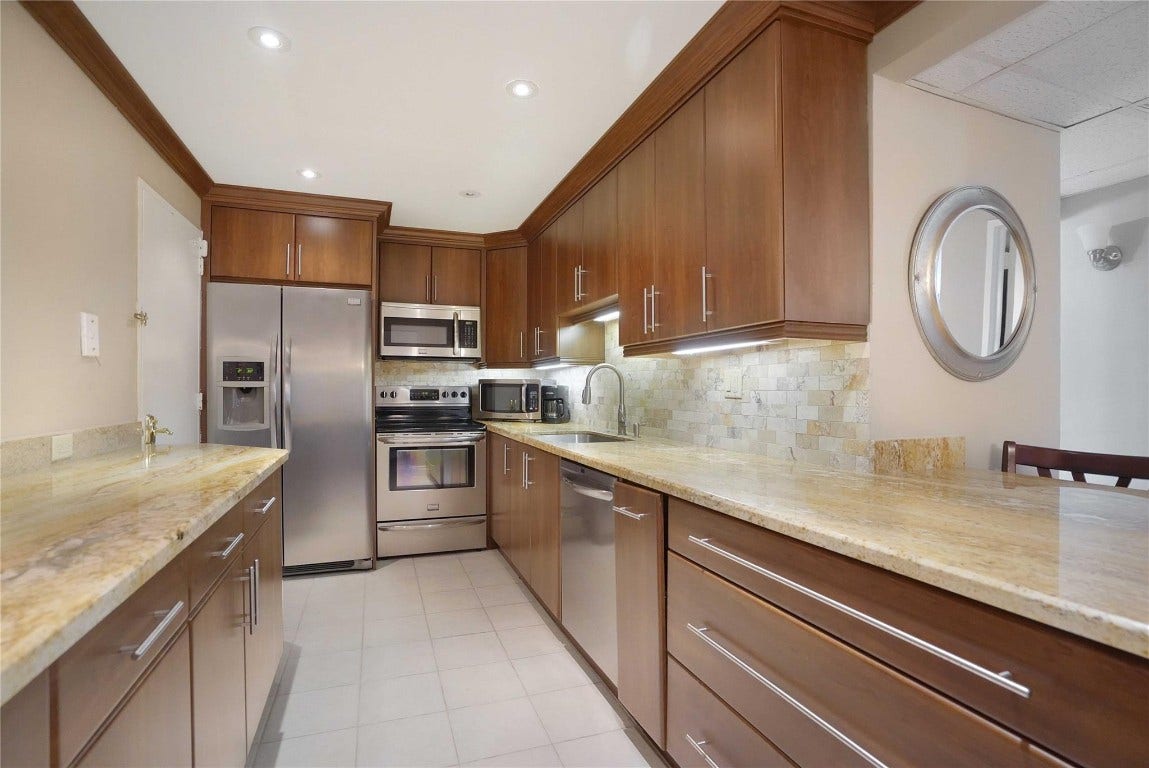 4250 Galt Ocean Drive, #8B, Fort Lauderdale, FL 33308