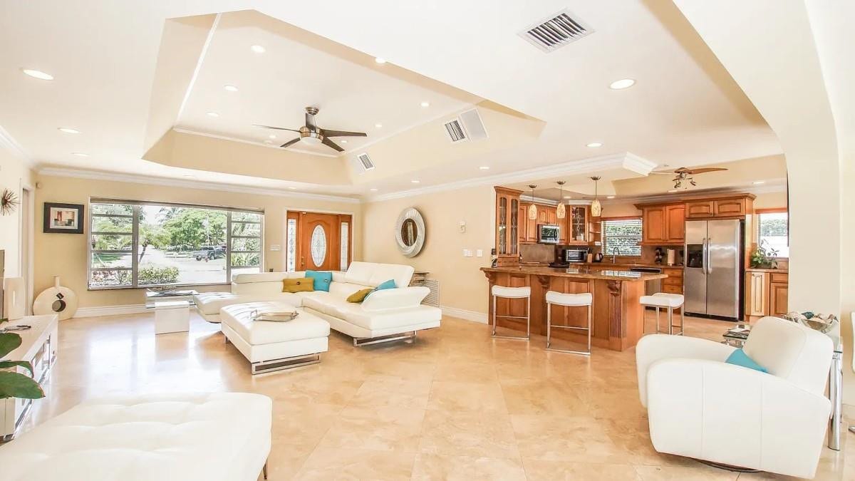 412 SE 28th Avenue, Pompano Beach, FL 33062 412 SE 28th Avenue, Pompano Beach, FL 33062