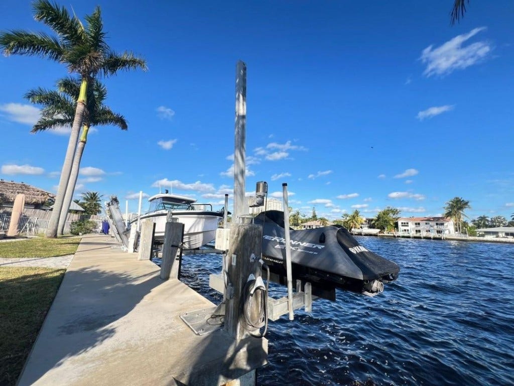 412 SE 28th Avenue, Pompano Beach, FL 33062 412 SE 28th Avenue, Pompano Beach, FL 33062
