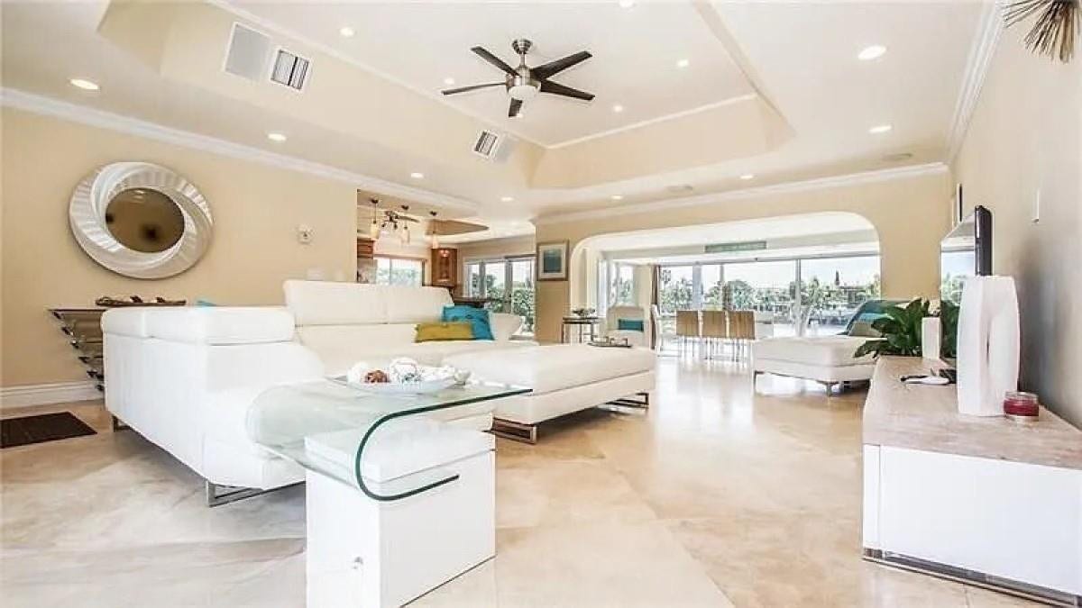 412 SE 28th Avenue, Pompano Beach, FL 33062 412 SE 28th Avenue, Pompano Beach, FL 33062