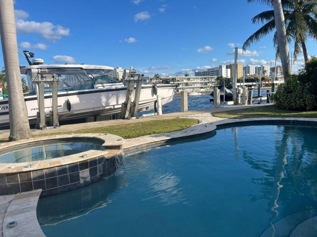 412 SE 28th Avenue, Pompano Beach, FL 33062 412 SE 28th Avenue, Pompano Beach, FL 33062