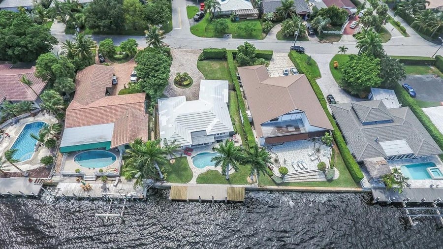 Property photo for 412 SE 28th Avenue, Pompano Beach, FL