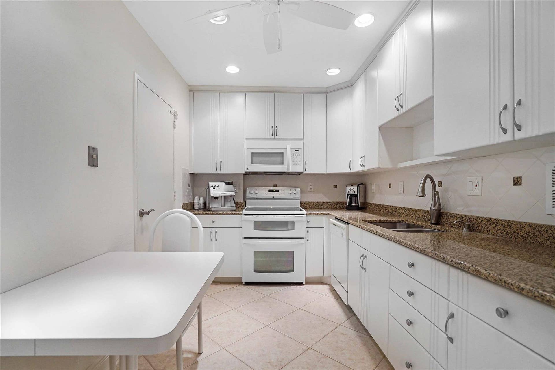 4250 Galt Ocean Dr, #PHB, Fort Lauderdale, FL 33308