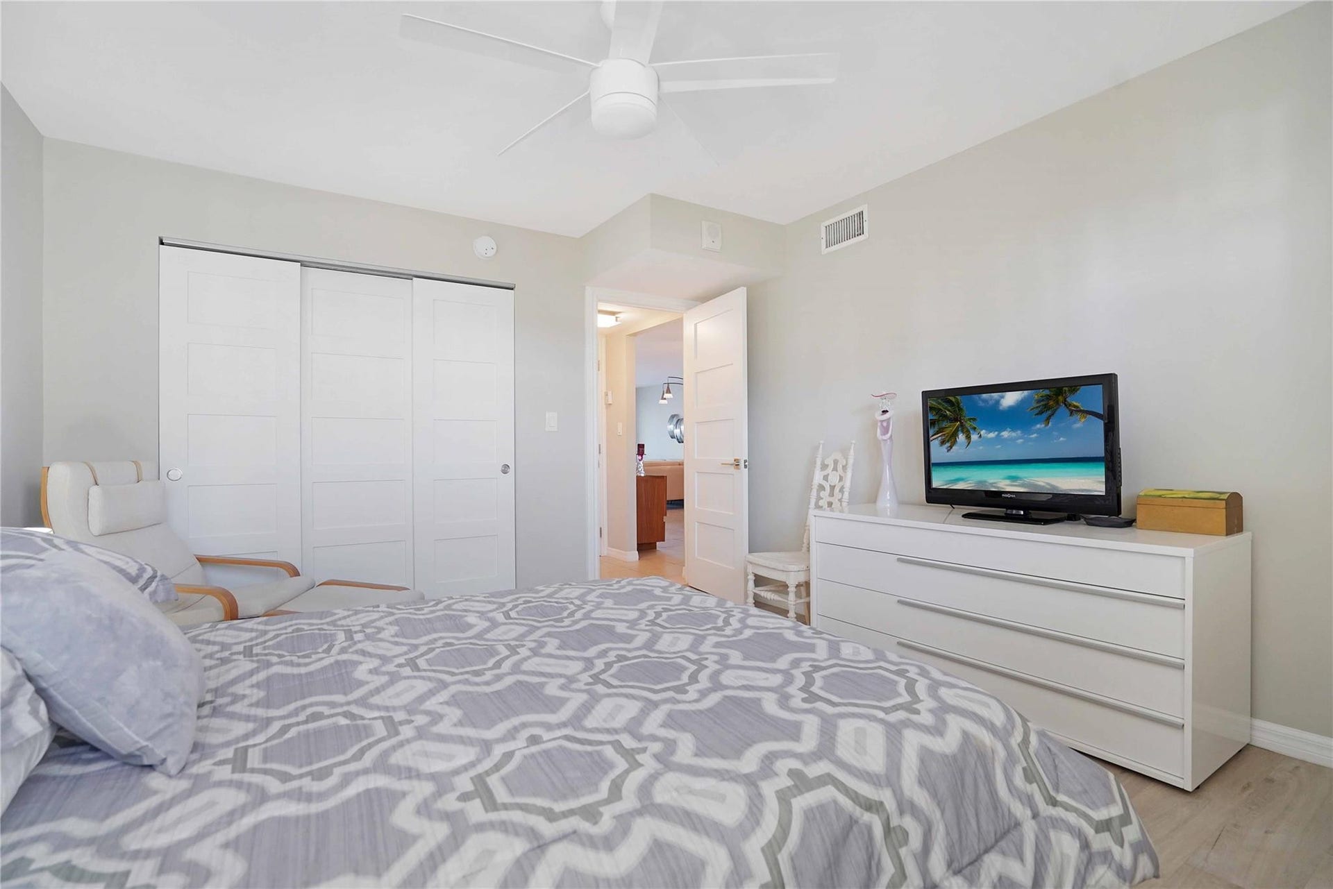 299 N Riverside Drive, #607, Pompano Beach, FL 33062 Photo 19