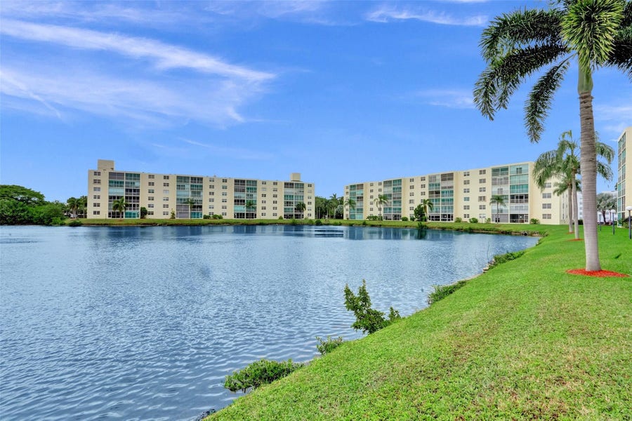 Property photo for 131 SE 3rd Avenue, #304, Dania Beach, FL