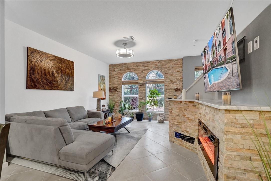 1033 NE 17th Way, #804, Fort Lauderdale, Fort Lauderdale, FL 33304