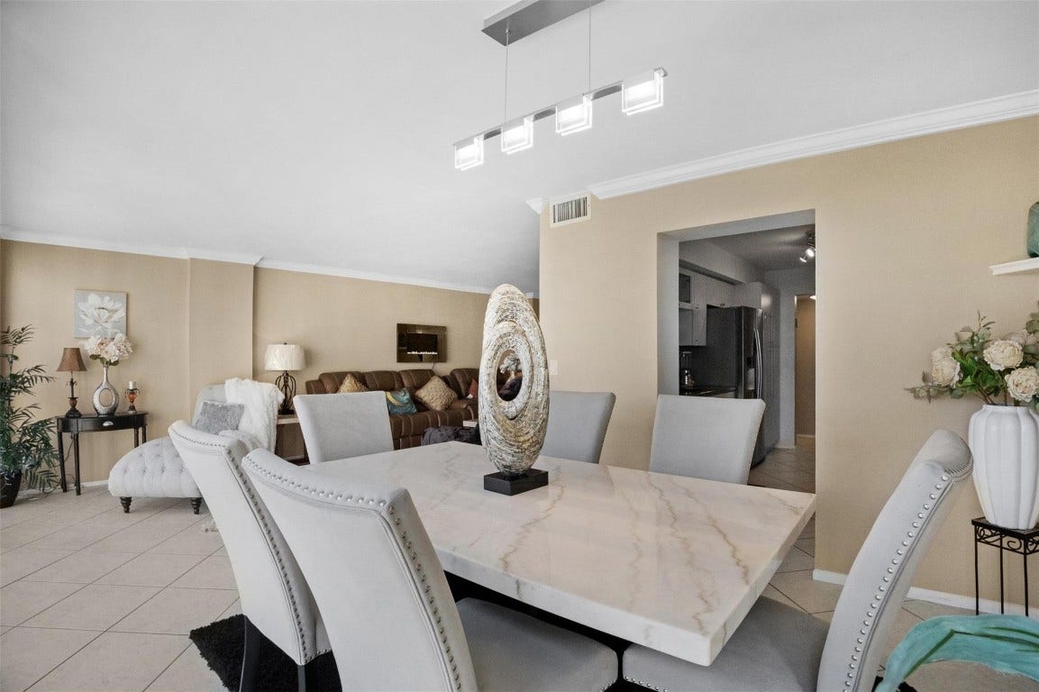 200 Leslie Drive, #915, Hallandale Beach, FL 33009