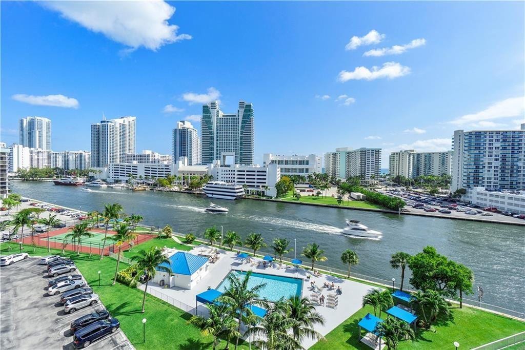 200 Leslie Drive, #915, Hallandale Beach, FL 33009