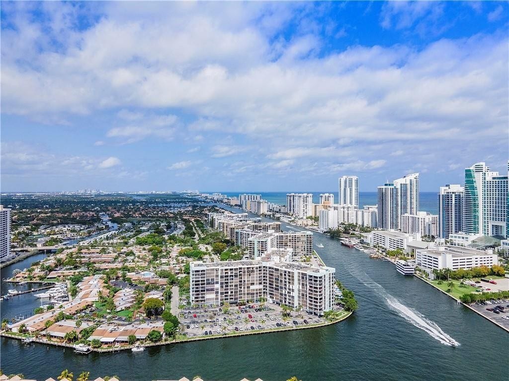 200 Leslie Drive, #915, Hallandale Beach, FL 33009