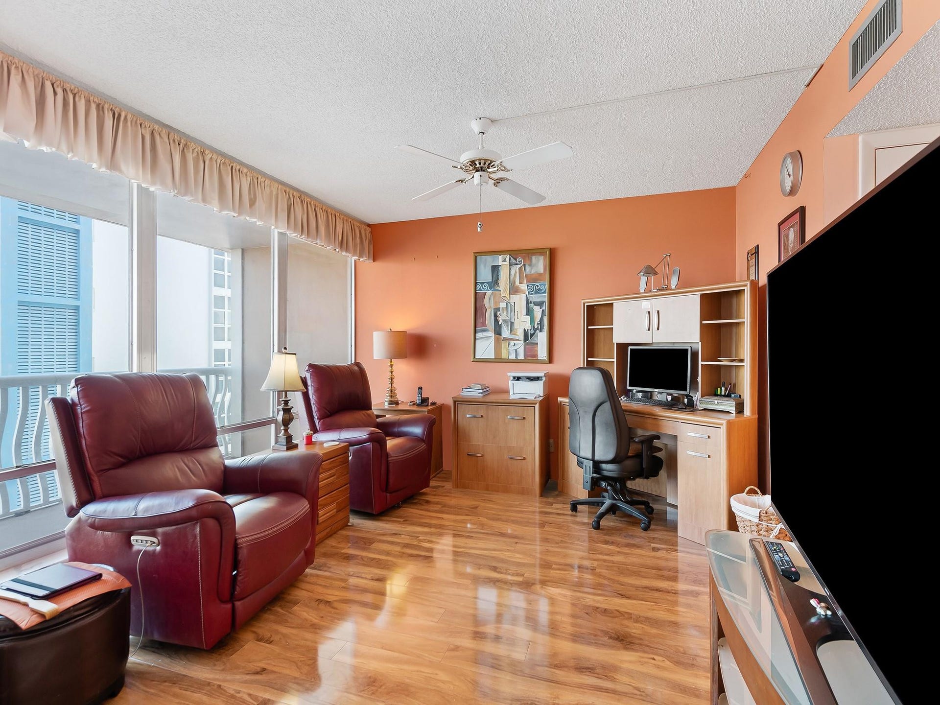 LIVING ROOM OPENS TO 2ND BEDROOM
