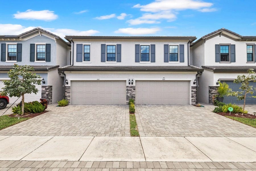 Property photo for 4435 Appleton Circle, Oakland Park, FL