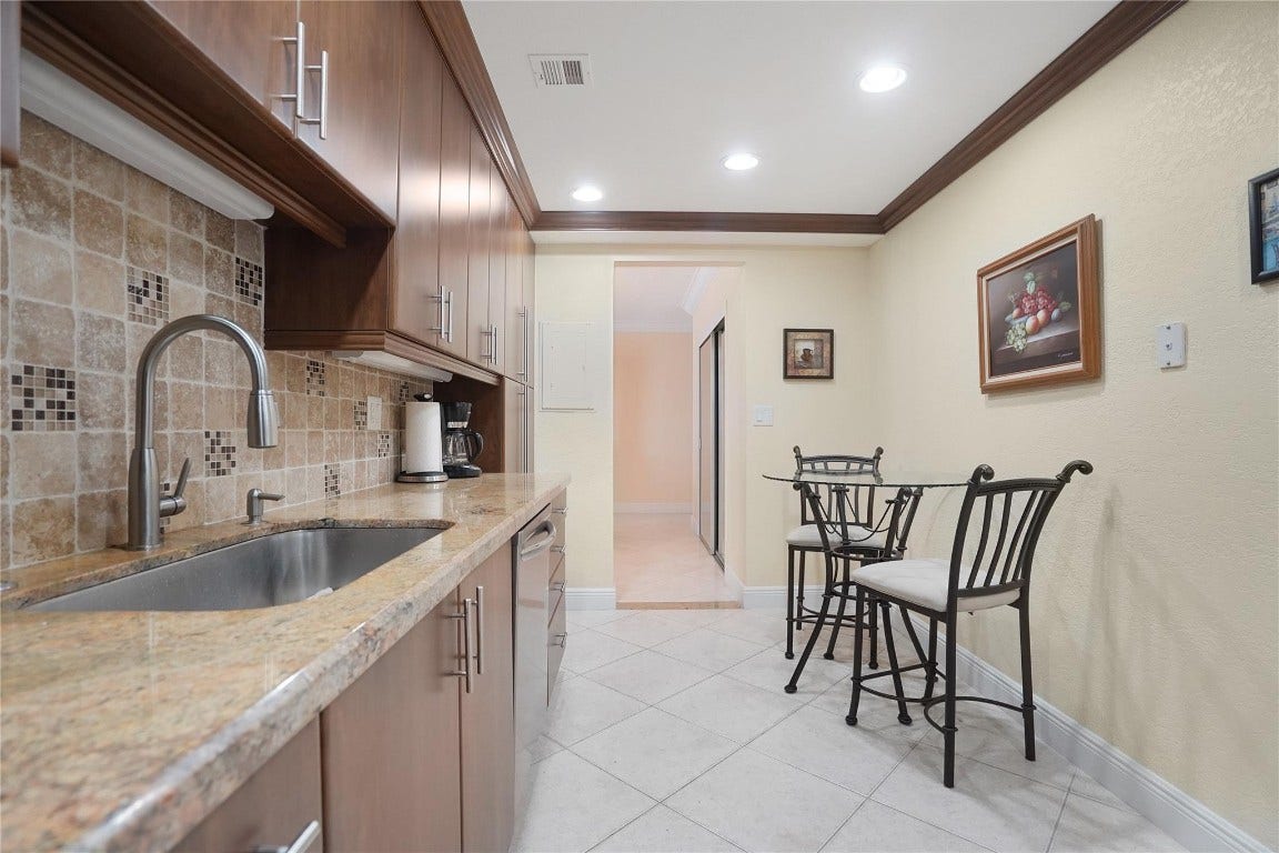 4250 Galt Ocean Drive, #10S, Fort Lauderdale, FL 33308 4250 Galt Ocean Drive, #10S, Fort Lauderdale, FL 33308