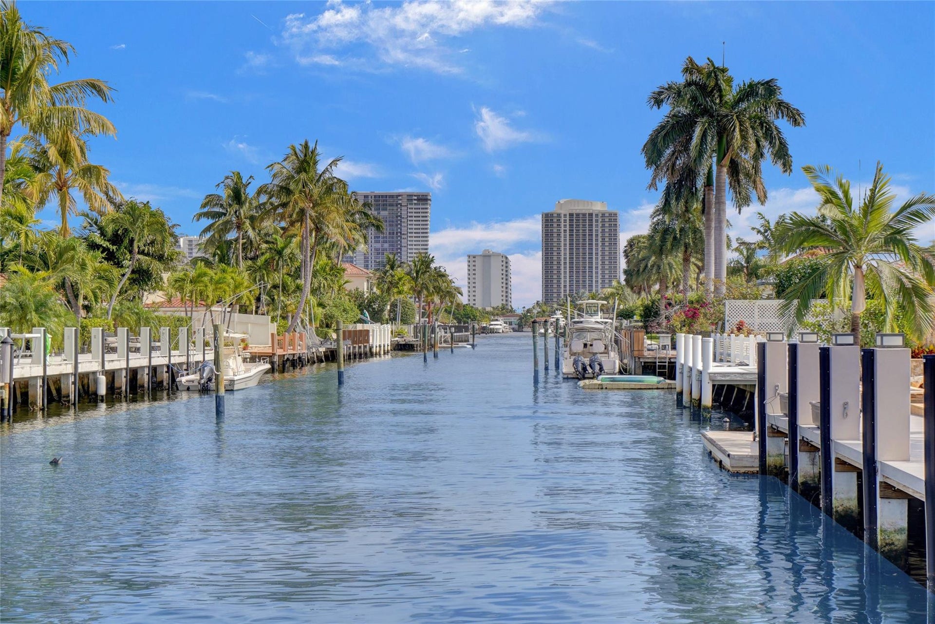 4030 Bayview Drive, Fort Lauderdale, FL 33308