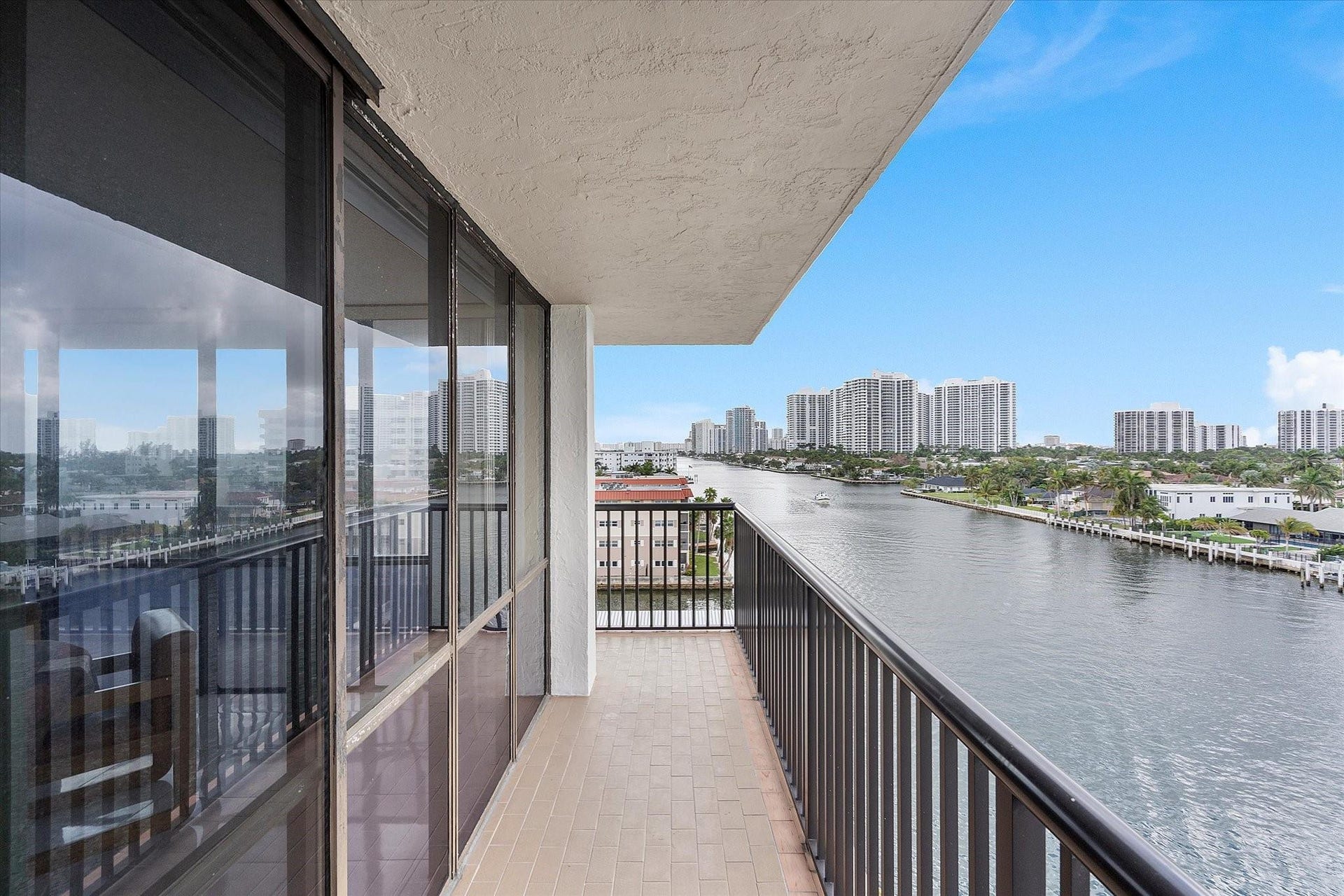 2017 S Ocean Drive, #710, Hallandale Beach, FL 33009 Photo 5
