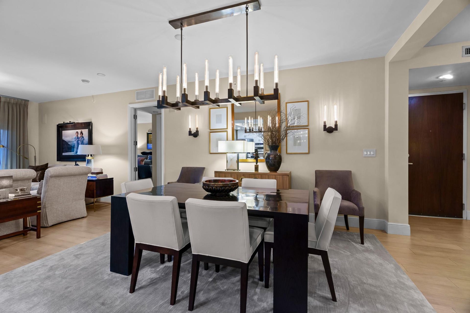 2501 N Ocean Boulevard, #652, Fort Lauderdale, FL 33305 Dining area