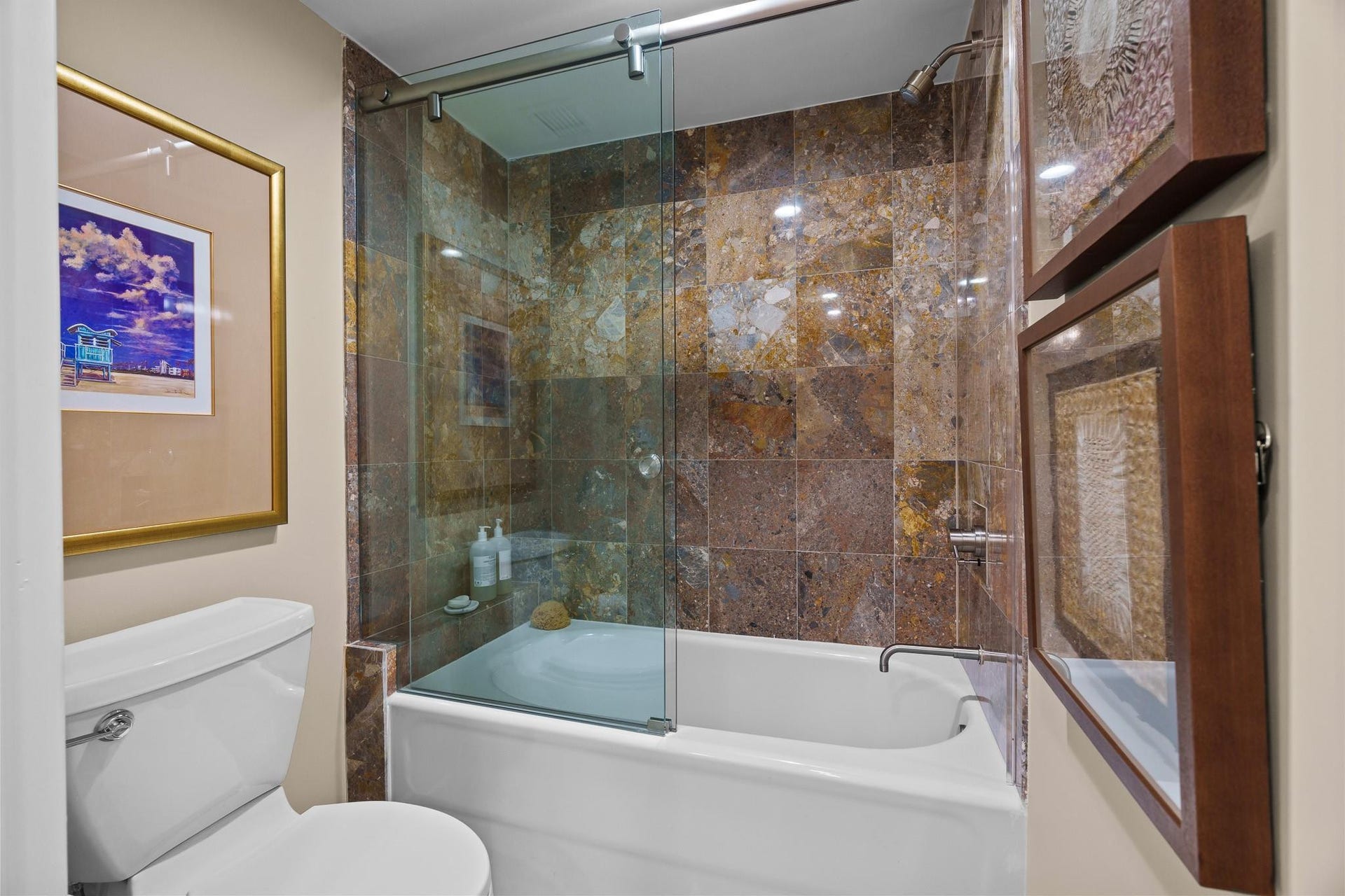 2501 N Ocean Boulevard, #652, Fort Lauderdale, FL 33305 Suite 2 ensuite
