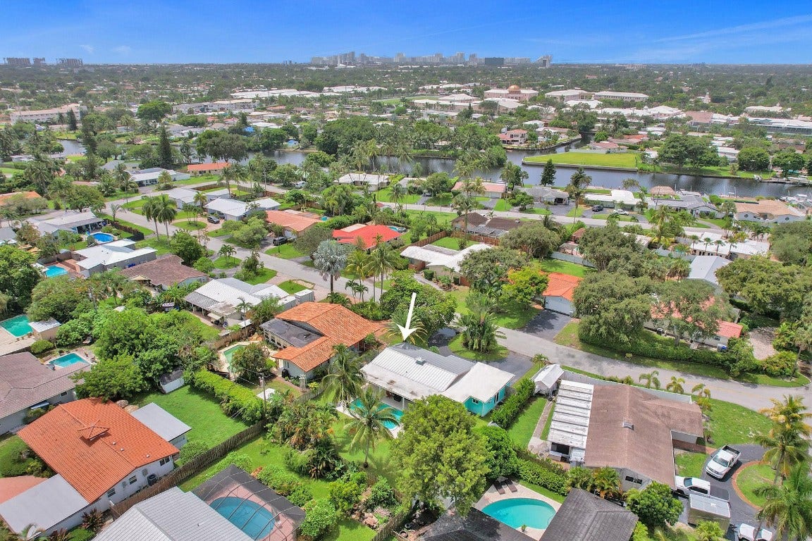 251 SW 18th Street, Pompano Beach, FL 33060 251 SW 18th Street, Pompano Beach, FL 33060