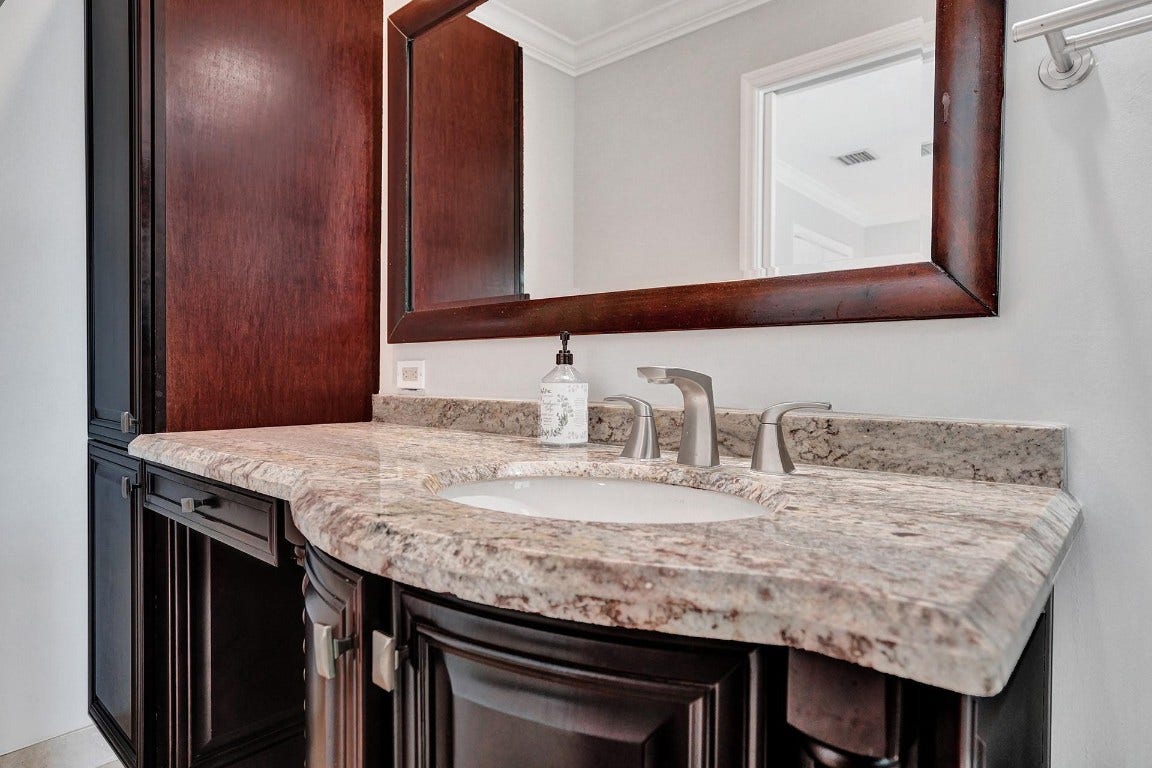 251 SW 18th Street, Pompano Beach, FL 33060 251 SW 18th Street, Pompano Beach, FL 33060