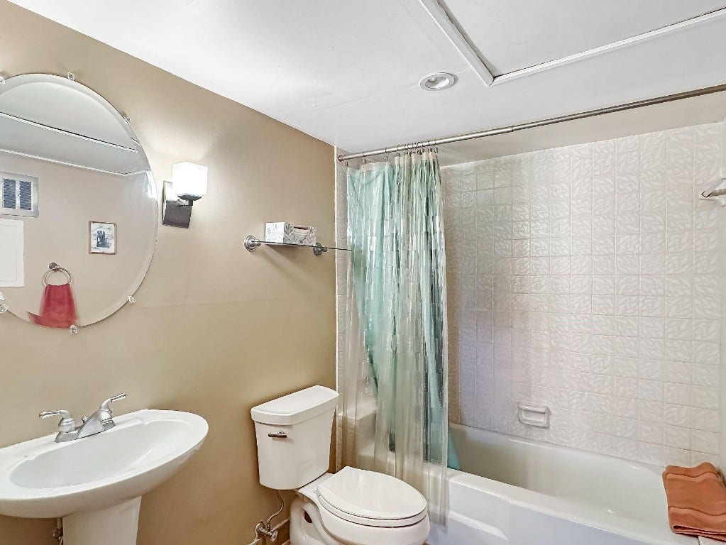 1950 N Andrews Avenue, #120D, Wilton Manors, FL 33311 1950 N Andrews Avenue, #120D, Wilton Manors, FL 33311