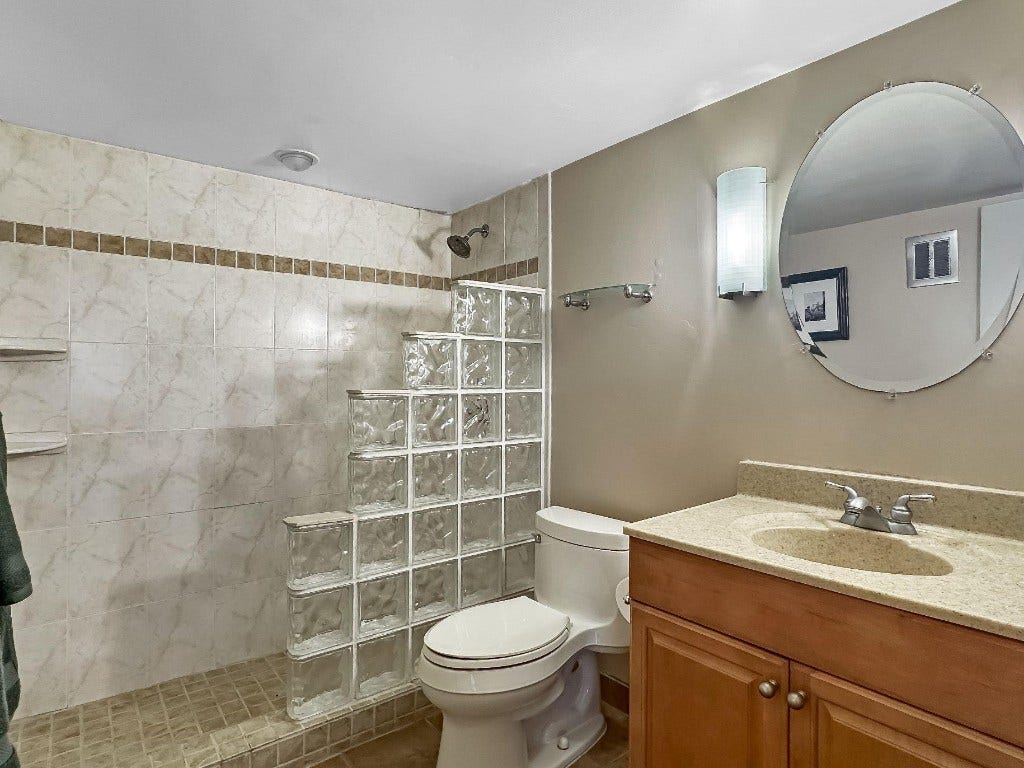 1950 N Andrews Avenue, #120D, Wilton Manors, FL 33311 1950 N Andrews Avenue, #120D, Wilton Manors, FL 33311