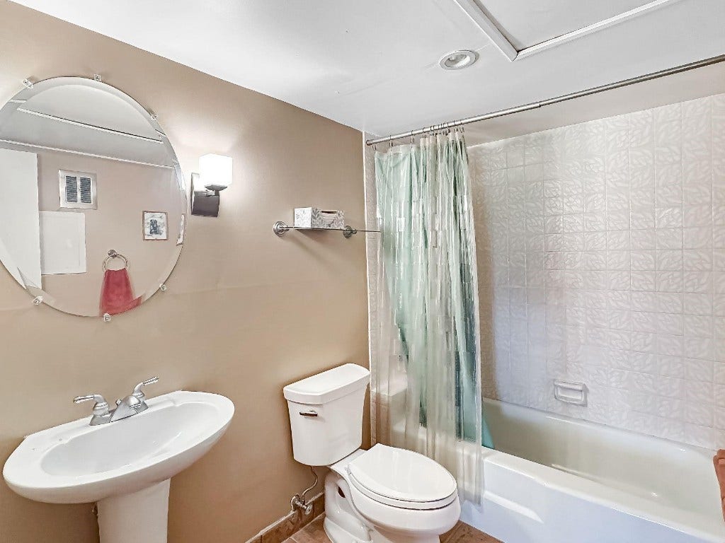 1950 N Andrews Avenue, #120D, Wilton Manors, FL 33311 1950 N Andrews Avenue, #120D, Wilton Manors, FL 33311
