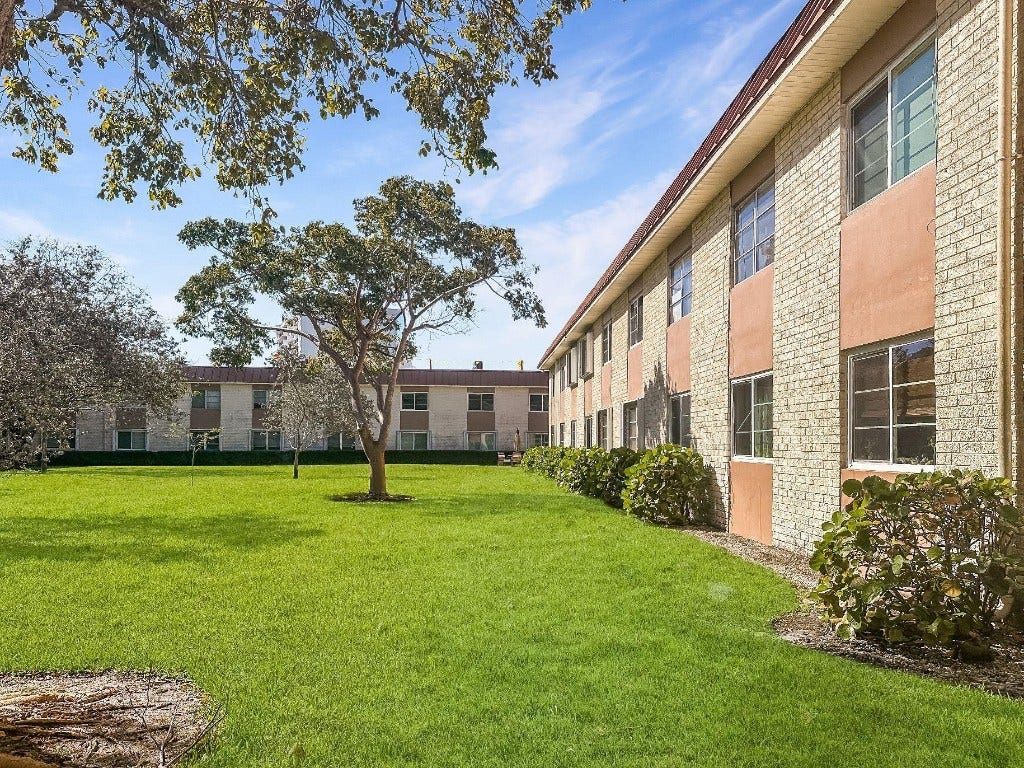 1950 N Andrews Avenue, #120D, Wilton Manors, FL 33311 1950 N Andrews Avenue, #120D, Wilton Manors, FL 33311