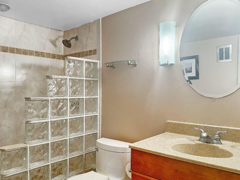 1950 N Andrews Avenue, #120D, Wilton Manors, FL 33311 1950 N Andrews Avenue, #120D, Wilton Manors, FL 33311