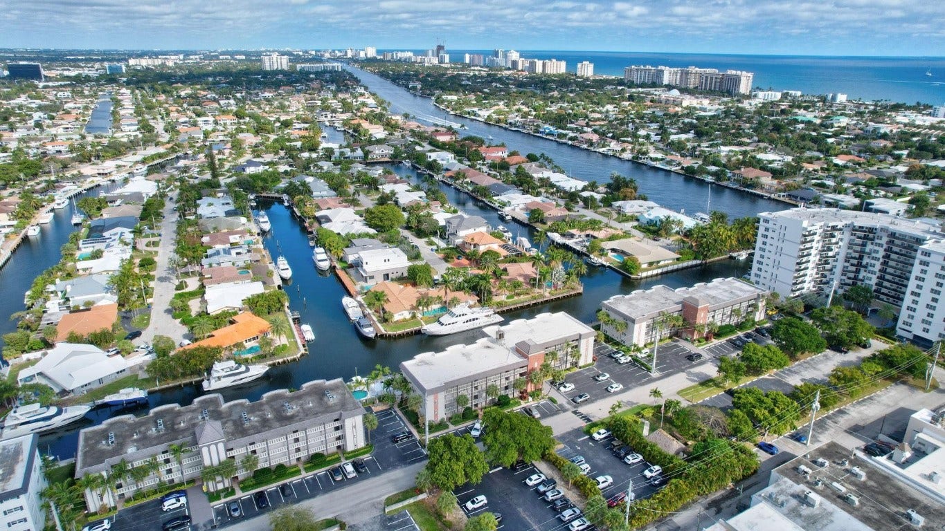 3111 NE 51st Street, #205, Fort Lauderdale, FL 33308 3111 NE 51st Street, #205, Fort Lauderdale, FL 33308