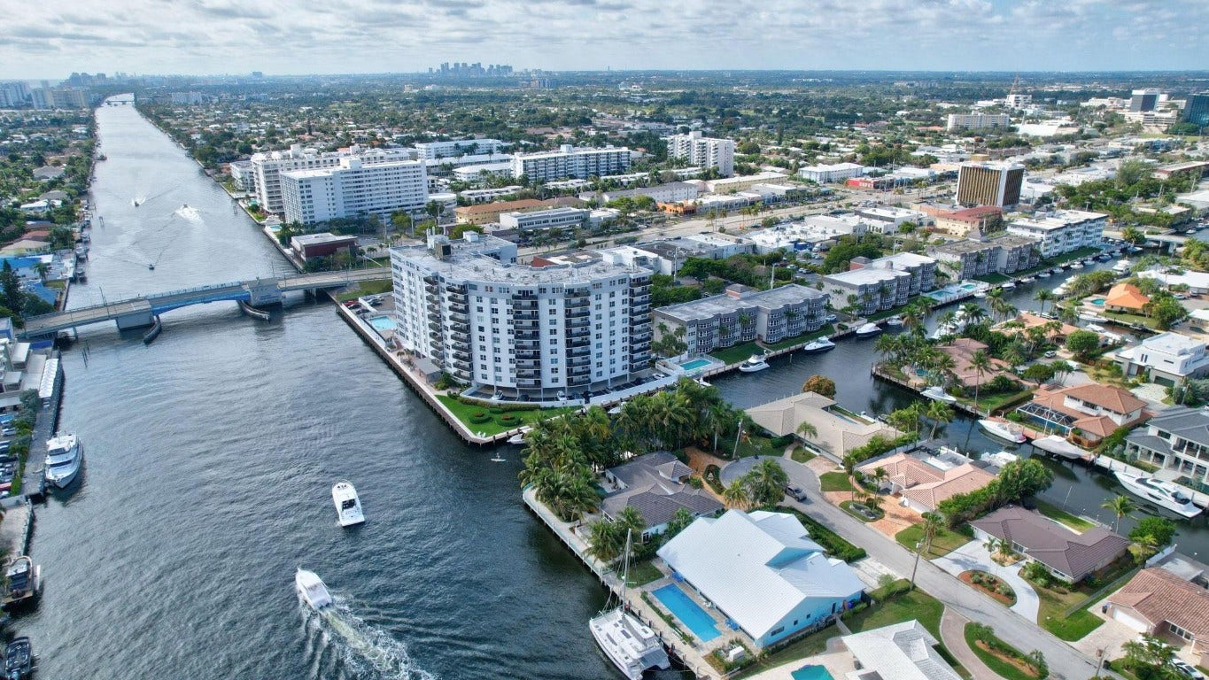 3111 NE 51st Street, #205, Fort Lauderdale, FL 33308 3111 NE 51st Street, #205, Fort Lauderdale, FL 33308