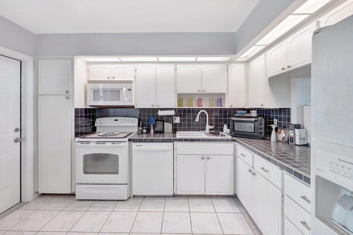 3111 NE 51st Street, #205, Fort Lauderdale, FL 33308 3111 NE 51st Street, #205, Fort Lauderdale, FL 33308