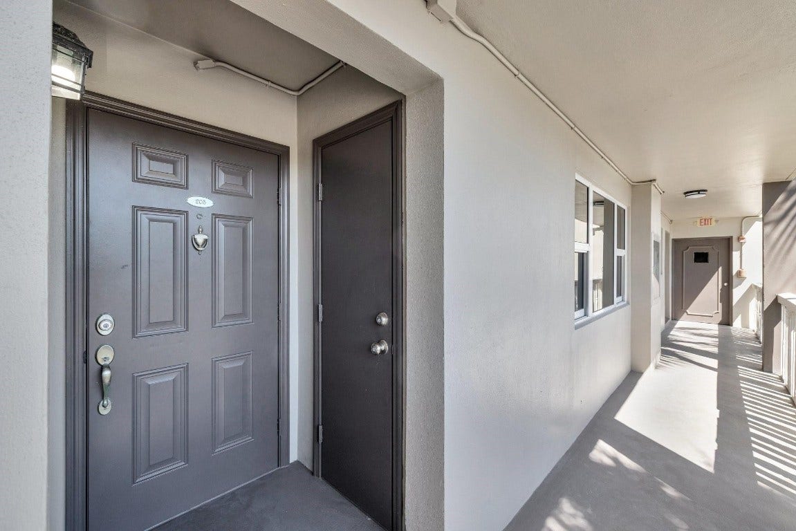 3111 NE 51st Street, #205, Fort Lauderdale, FL 33308 3111 NE 51st Street, #205, Fort Lauderdale, FL 33308