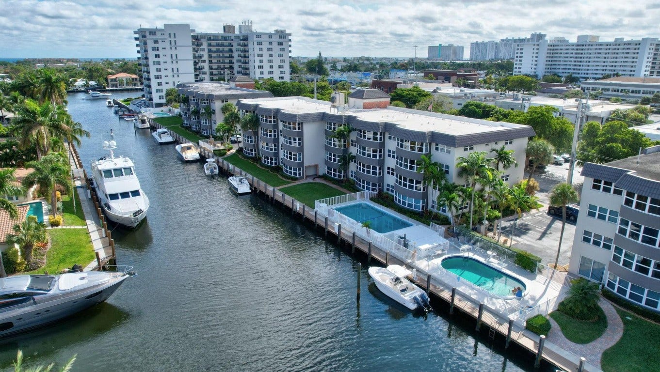 3111 NE 51st Street, #205, Fort Lauderdale, FL 33308 3111 NE 51st Street, #205, Fort Lauderdale, FL 33308