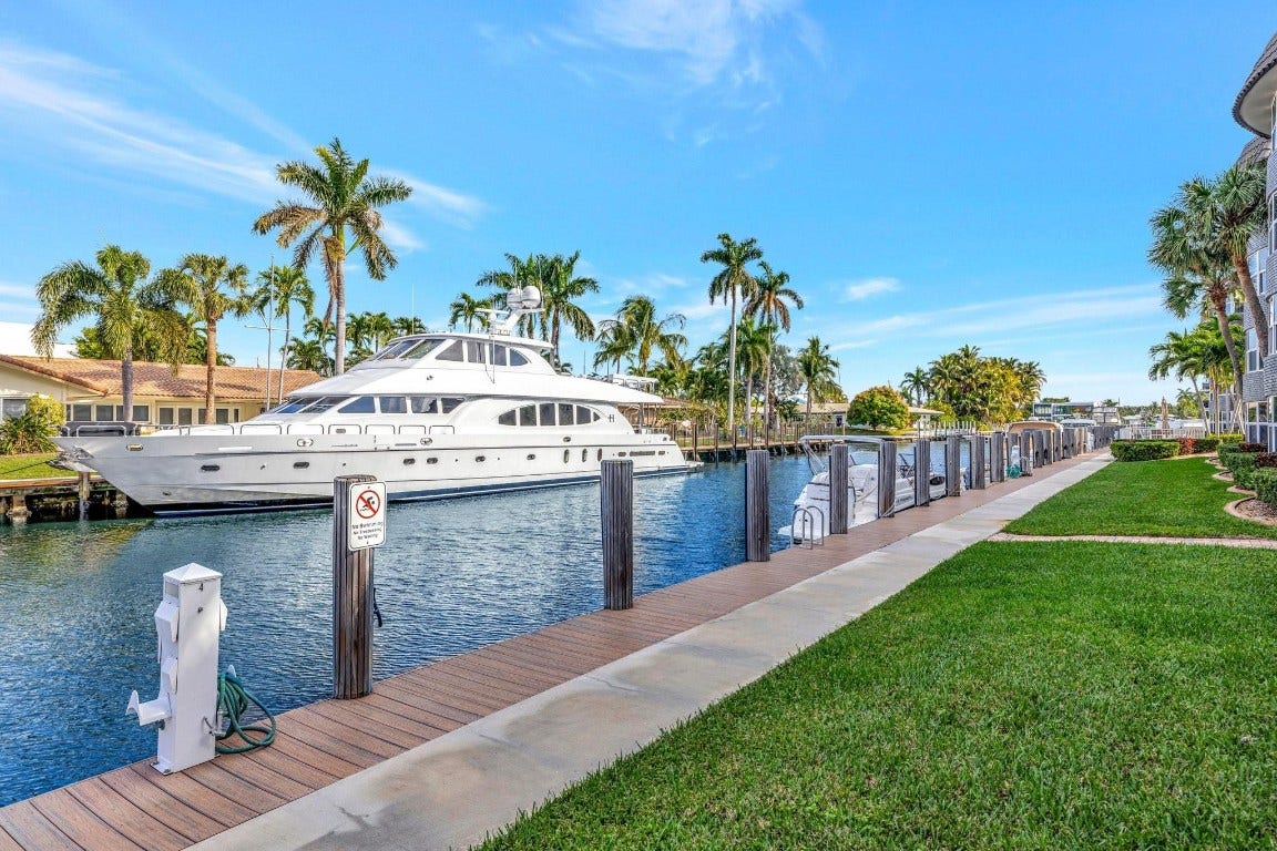3111 NE 51st Street, #205, Fort Lauderdale, FL 33308 3111 NE 51st Street, #205, Fort Lauderdale, FL 33308