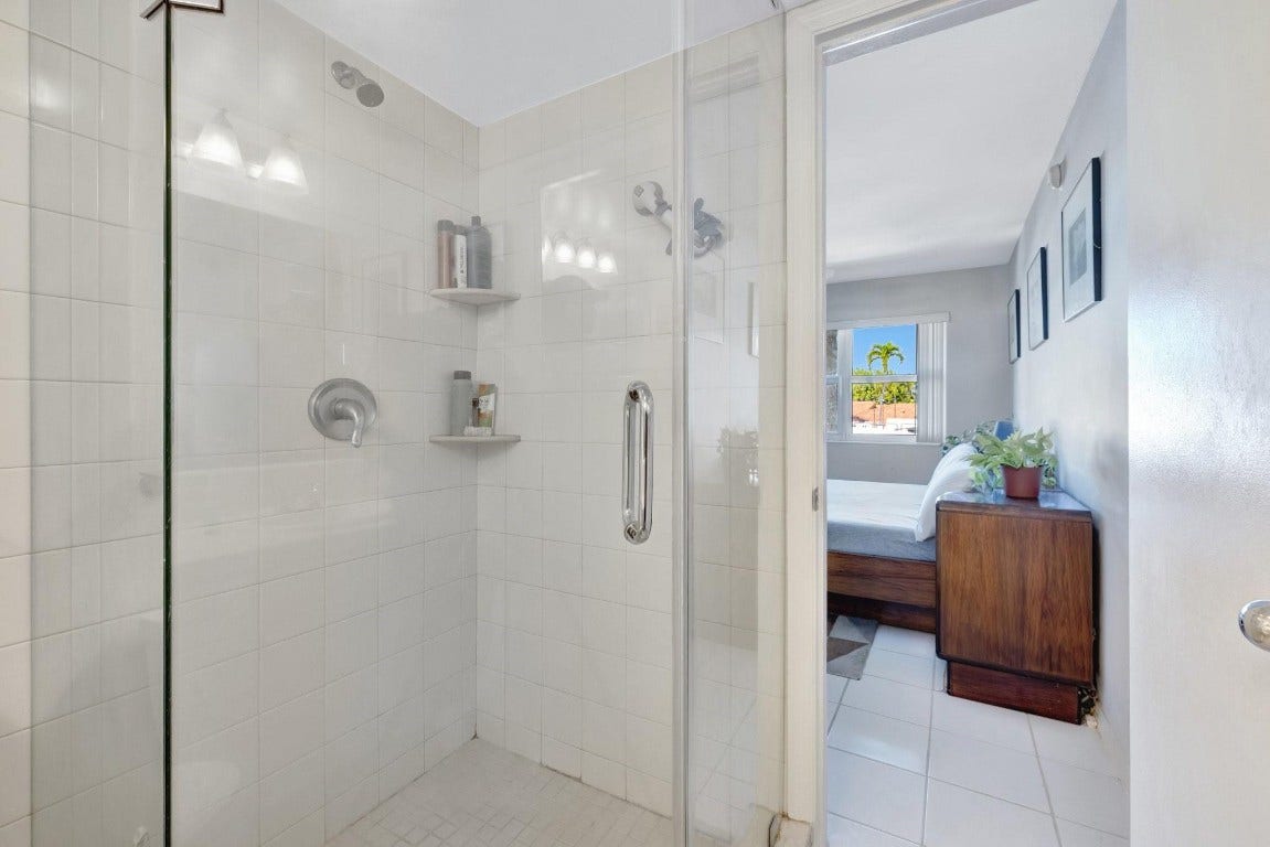 3111 NE 51st Street, #205, Fort Lauderdale, FL 33308 3111 NE 51st Street, #205, Fort Lauderdale, FL 33308