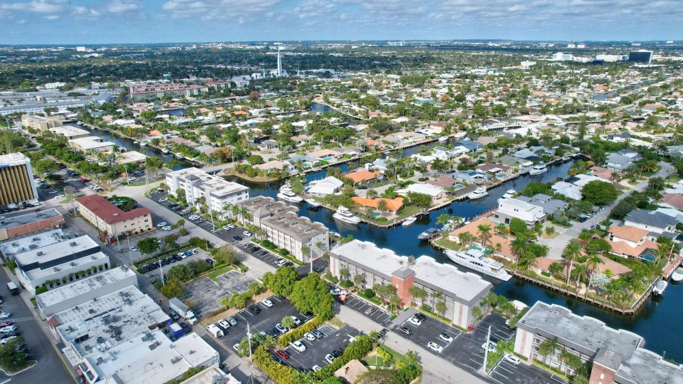 3111 NE 51st Street, #205, Fort Lauderdale, FL 33308 3111 NE 51st Street, #205, Fort Lauderdale, FL 33308