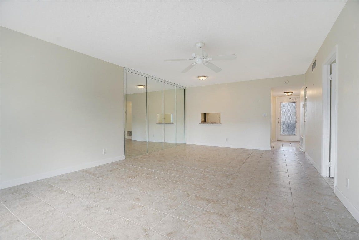 604 NE 2nd Street, #220, Dania Beach, FL 33004 604 NE 2nd Street, #220, Dania Beach, FL 33004